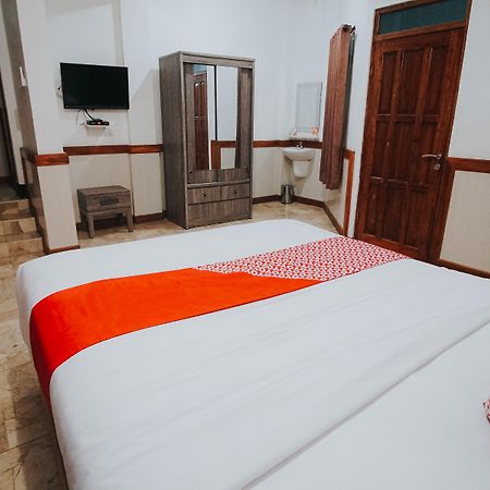 Oyo 1209 Tirtasari Nice Guesthouse Bandung Extérieur photo