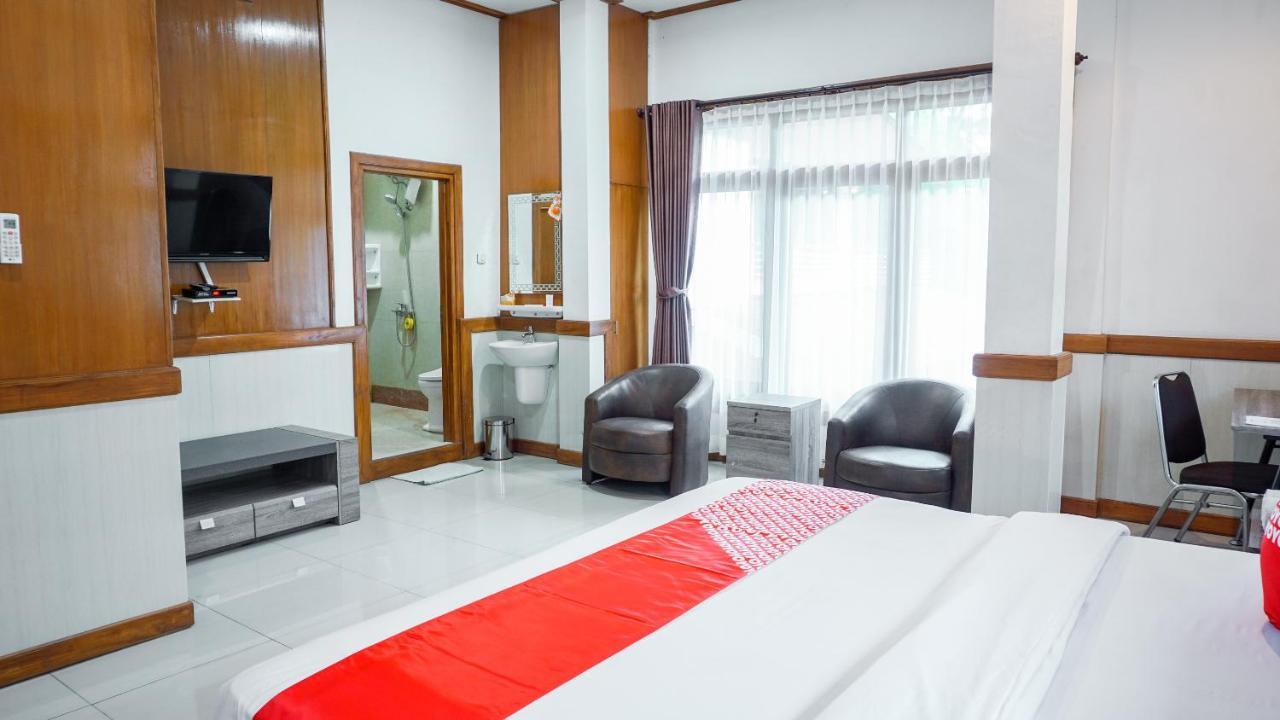 Oyo 1209 Tirtasari Nice Guesthouse Bandung Extérieur photo