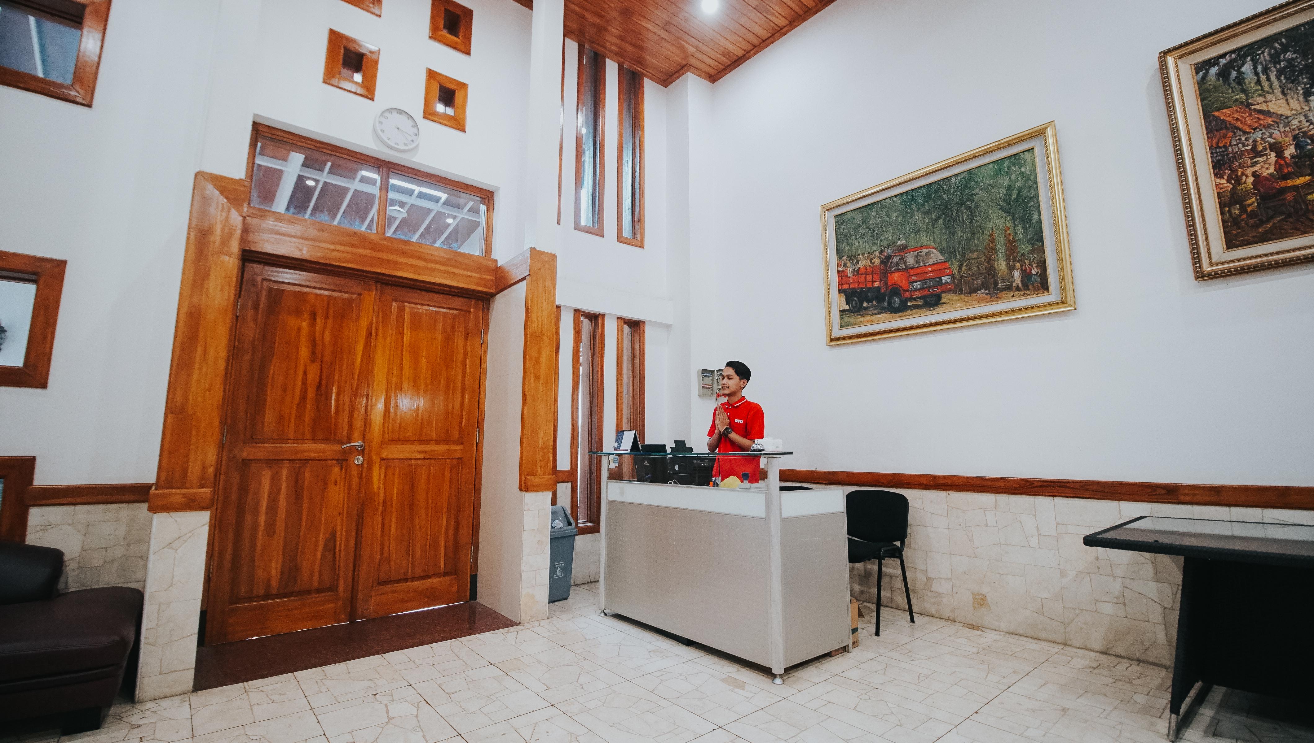Oyo 1209 Tirtasari Nice Guesthouse Bandung Extérieur photo